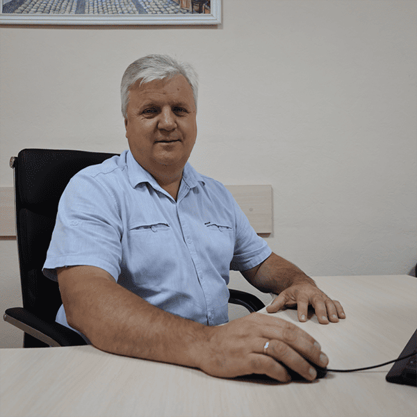 Заступник директора з комерційних питань